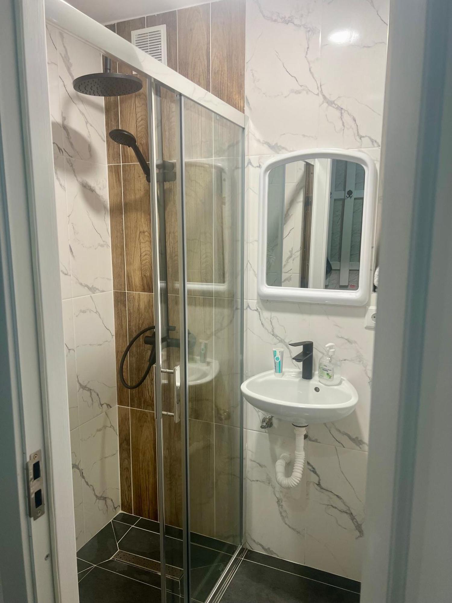 Apartament 2 Camere Baia Mare Eksteriør bilde